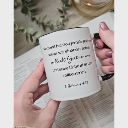 Tasse mit Bibelvers 1. Johannes 4,12